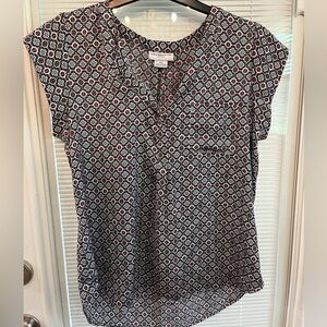 Petite Medium, Liz Claiborne top, perfect for the office